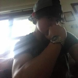 Meet your Posher, Connor